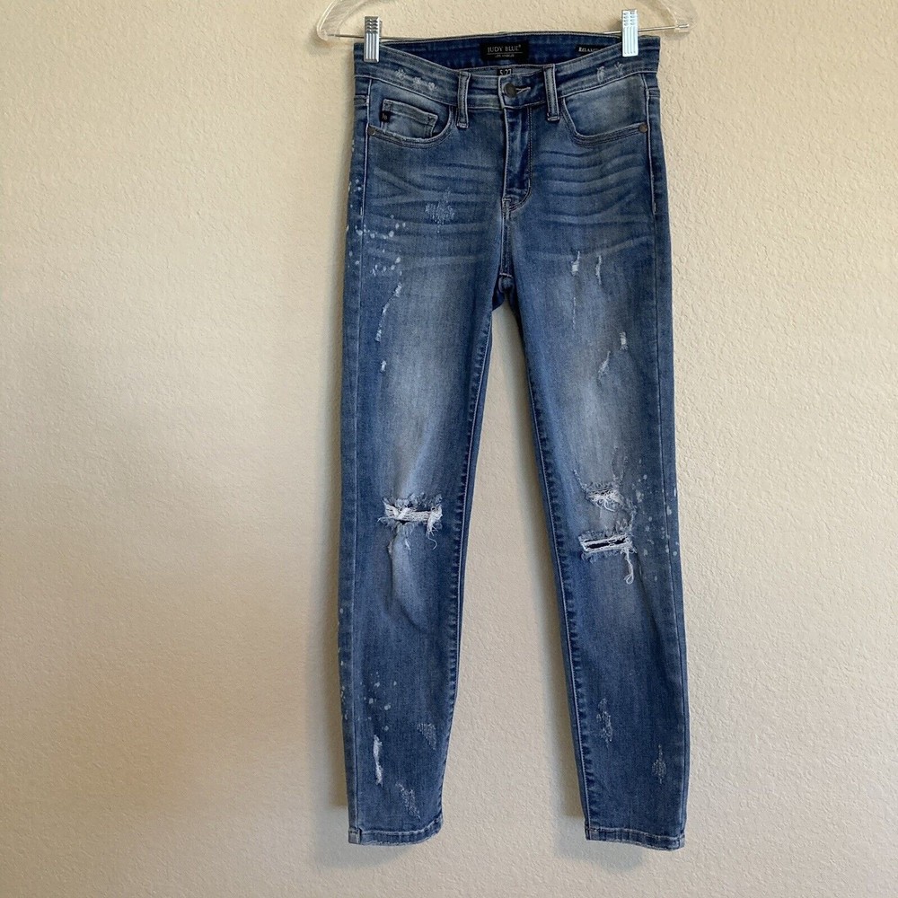 Judy Blue Distressed Jeans SIZE 5 / 27 Low to Mid Rise Denim Relaxed JB8273MD